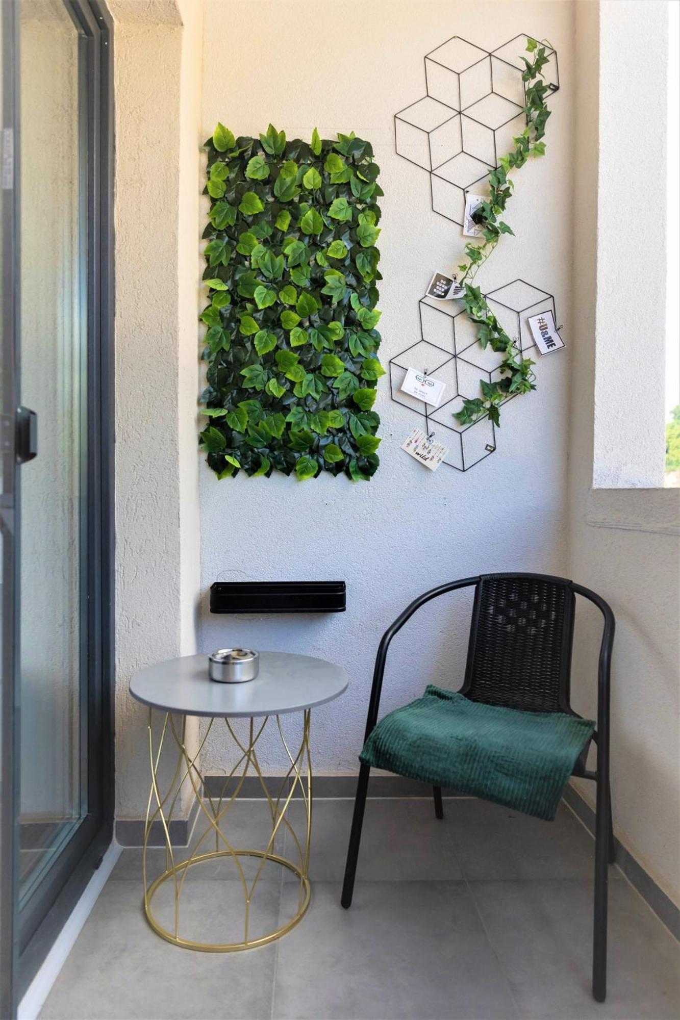 Studio No5 Green Segesvár Kültér fotó